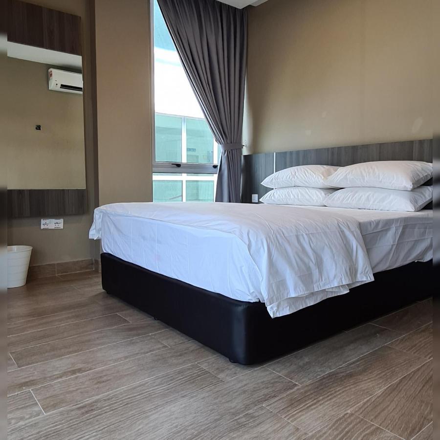 Zitro Hotel Port Dickson Esterno foto