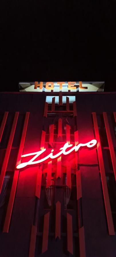 Zitro Hotel Port Dickson Esterno foto